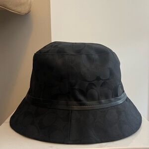 Coach Signature Jacquard Bucket Hat - Unisex